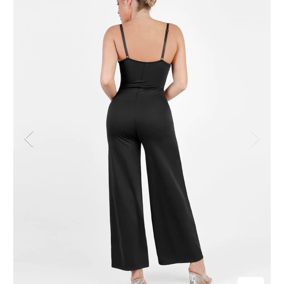 LACE DETAIL JUMPSUIT - Picture 2 of 5